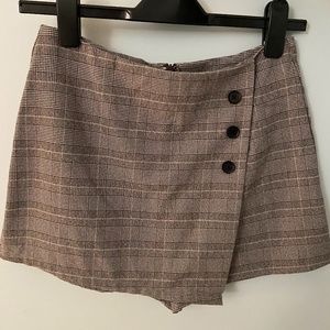 High waist plaid buttoned skirt-shorts